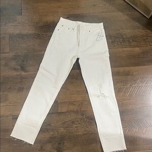 GAP Women's Cream Straight Leg Jeans
